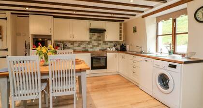 Owl's Nest, South Molton