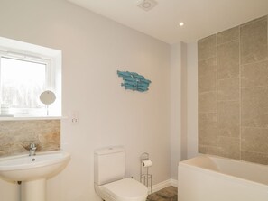 Shower - Cuillin Shores, Broadford (Isle of Skye)
