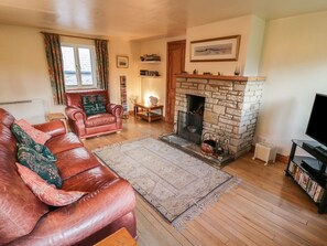 Fireplace - Charming The Smithy Retreat in Muker (Richmond)