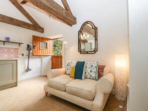 Living area - The Forge: A Charming Retreat (Taunton)