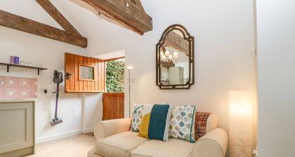 The Forge: A Charming Retreat