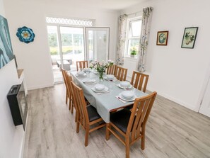 تناول الطعام