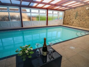 Pool - The Moorhen House, Yorkshire. TV (Bedale)