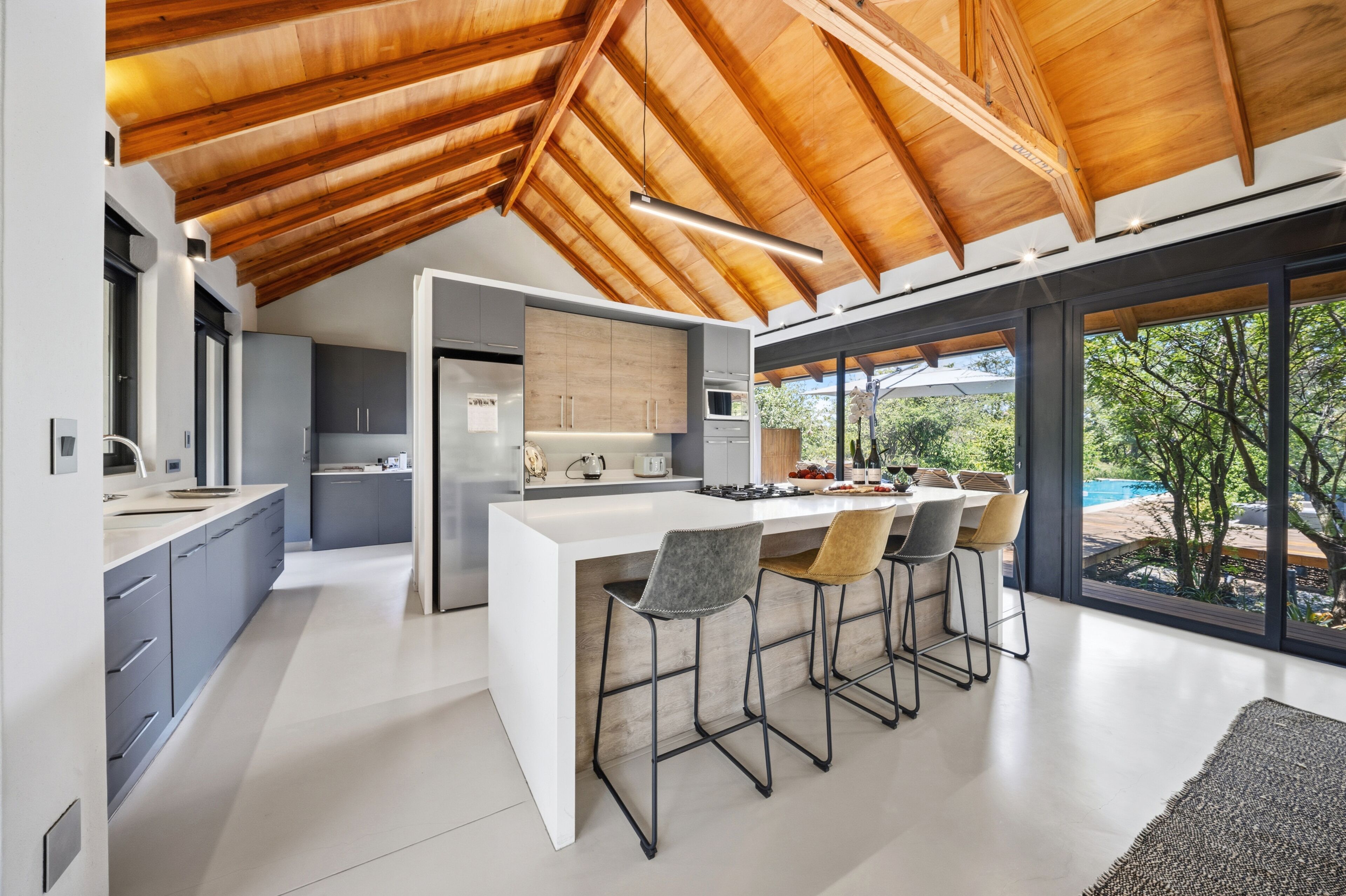 Luxury House, Garden View | Dapur peribadi