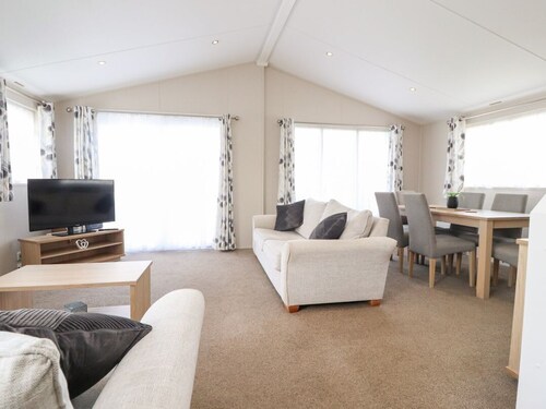 Rosella 38, Morecambe