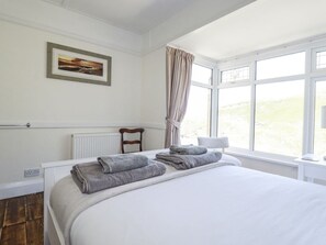 WiFi - Charming Sea Ledge Retreat in Tintagel (Tintagel)