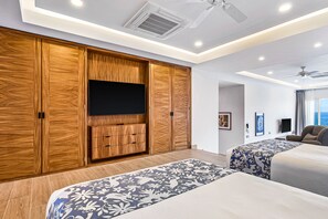 Room - Incredible ocean-view condo with amazing pool, pool spa & balcony (Puerto Vallarta)