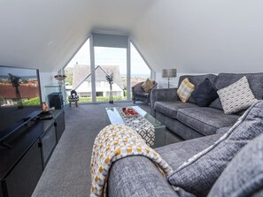 Living area - 67 Pendre Avenue, Prestatyn (Prestatyn)