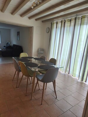 Dining - Holiday Home “Le Gîte Des Anges” with Air Conditioning (Angé)