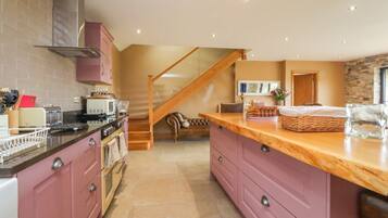 Dishwasher, highchair