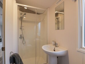 Shower - Dunskey Way, Portpatrick 3 bed (Portpatrick)