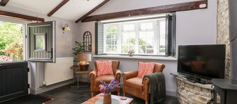 Pear Tree Cottage, Mark