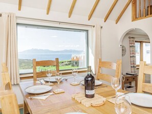 Dining - Askival, Elgol - A Cozy Retreat (Isle of Skye)
