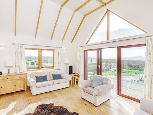 Askival, Elgol - A Cozy Retreat