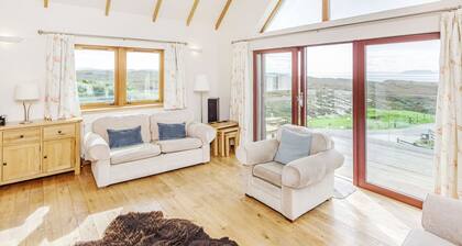 Askival, Elgol - A Cozy Retreat