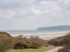 Beach - Causeway Cottage, Filey (Filey)