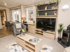 Living area - Langsdale Lodge, Tewitfield Marina (United Kingdom)