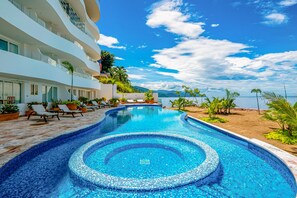 Pool - 4th-floor oceanfront condo with balcony, outdoor pool, ocean views & AC (Puerto Vallarta)