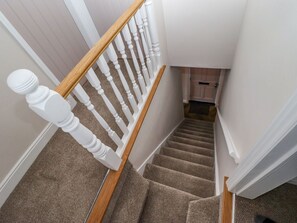 Interior - Charming Millside Home in Lincoln (Lincoln)