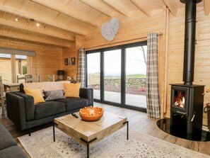 Living area - Howgills Retreat, Kirkby Lonsdale (Kendal)