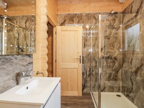 Bathroom - Howgills Retreat, Kirkby Lonsdale (Kendal)