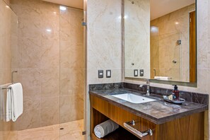 Shower, hair dryer, towels - Luxe 2nd-floor condo with endless ocean views, pool, spa & balcony (Puerto Vallarta)