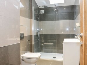 Shower - Willow Lodge, Cleeve Prior (Evesham)