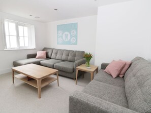 Living area - Chine Cottage, Sandsend (Whitby)