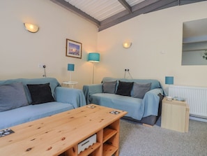 Living area - Brookfield Lodge, Beaminster (Drimpton)