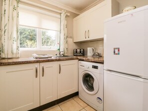 Private kitchen - Little Claremont, nr Yelverton (Yelverton)