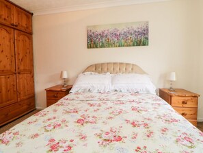 Room - Little Claremont, nr Yelverton (Yelverton)