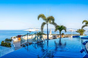 A heated pool - Relaxing hillside retreat near town with rooftop pool & spacious interior (Puerto Vallarta)