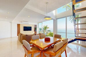 Interior - Elegant coastal penthouse with breathtaking views, WiFi & romantic zone nearby (Puerto Vallarta)