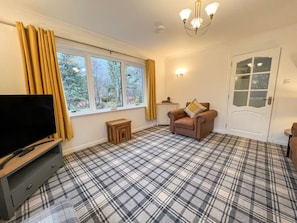 Living area - Creag Dhubh Cottage, Newtonmore (Newtonmore)