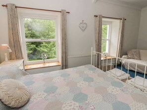 WiFi - Charming Teifi House Retreat (Cardigan)
