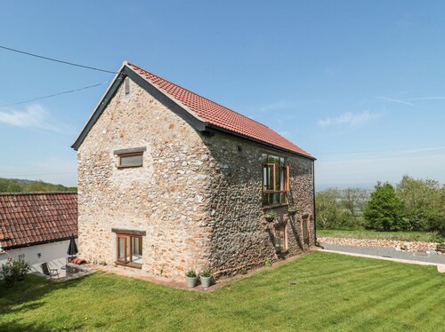 Newlands Barn, Wellington