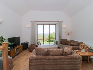 Living area - Newlands Barn, Wellington (Wellington)
