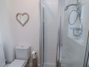 Shower - Sandy Shore, Beadnell (Chathill)