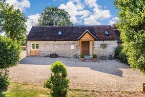 Exterior - Old Farm Stables, Sparkford (Yeovil)