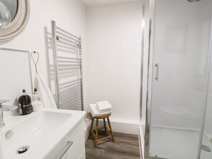 Shower - The Barn, Rockcliffe (Dalbeattie)