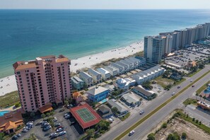 Exterior - Luxury Beachside Home, 50 Steps To Beach, Gorgeous Pool, Gulf View, Sleeps 14 (Orange Beach)