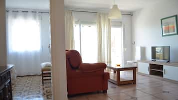 House, Smoking | 2 bedrooms