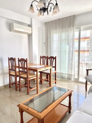 Ảnh chưa phân loại, 3 trong số 19 ảnh, nút