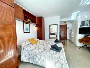 House, Smoking - Terrasol Plazamar 3-6 (Velez-Malaga)