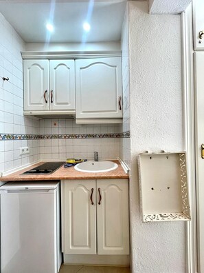 House, Smoking - Terrasol Plazamar 3-6 (Velez-Malaga)