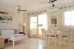 House - Terrasol Baviera Golf Almijara 12 (Velez-Malaga)