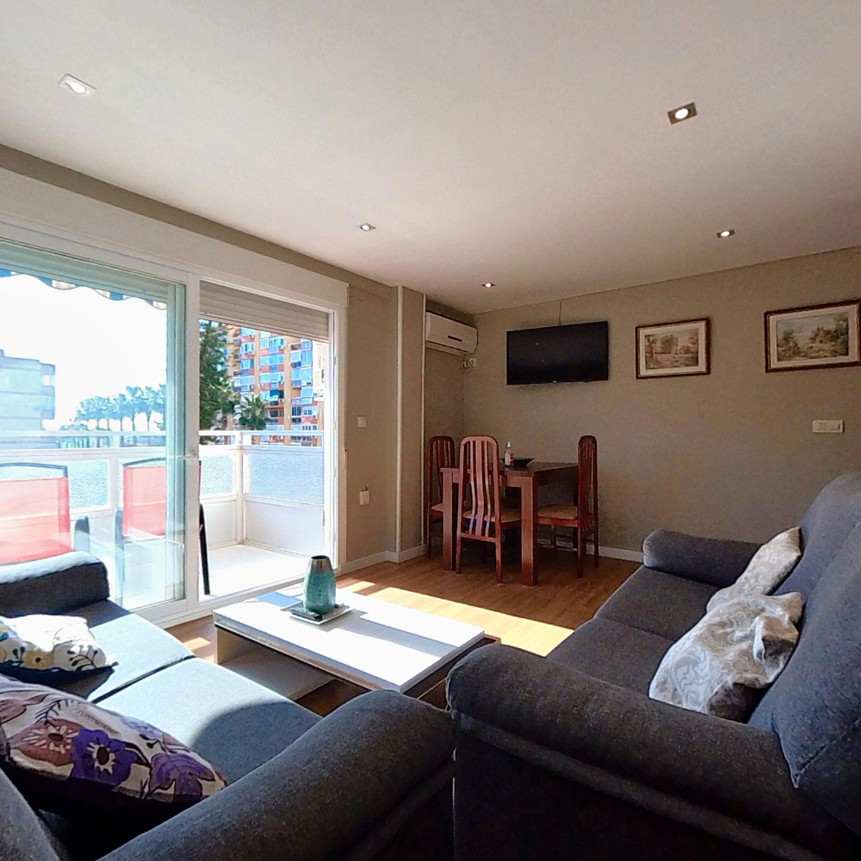 House | 2 bedrooms