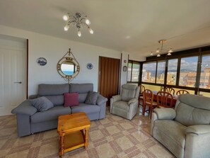 Apartment | 2 bedrooms - Terrasol SAN Gerardo Sobre EL MAR (Velez-Malaga)