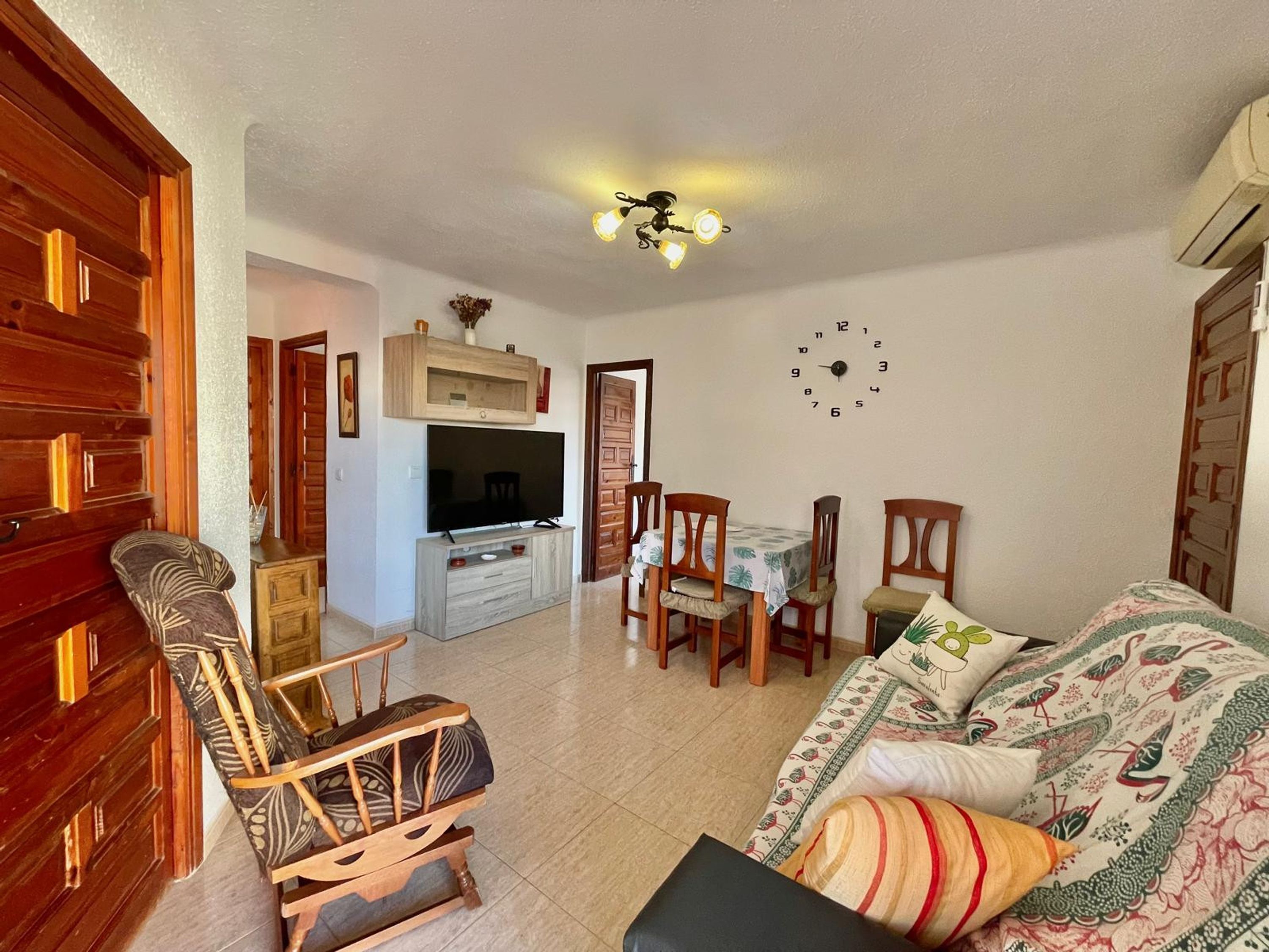 Casa, fumadors | 2 dormitoris 
