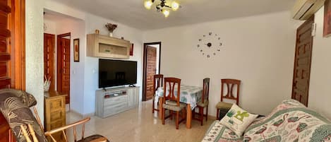 House, Smoking | 2 bedrooms
